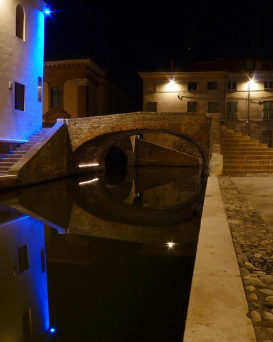 158562-639x800 158562-639x800