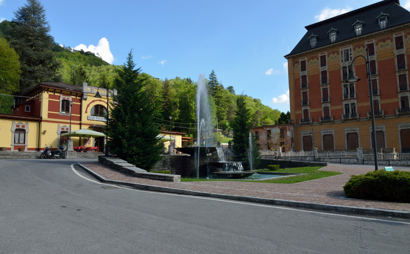 ''Piazza Granelli'' - San Pellegrino Terme