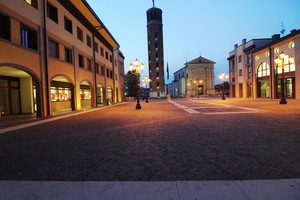 piazza san michele, vista verso la chiesa