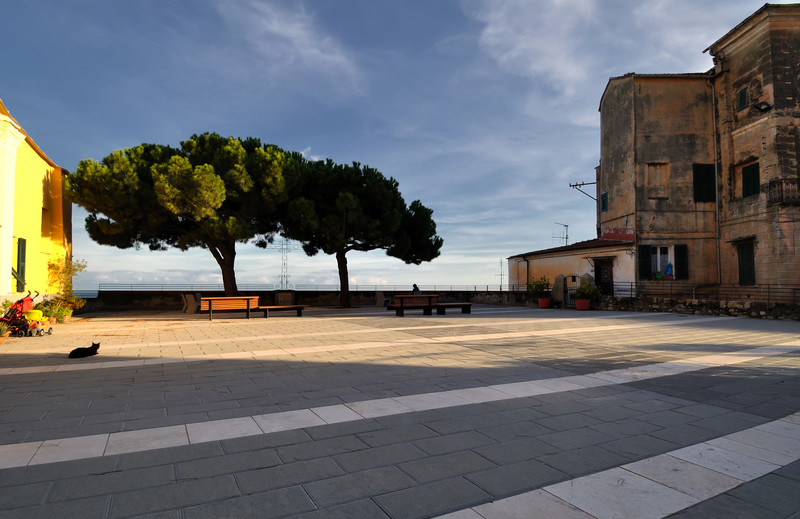 ''Piazza Chiesa vecchia al Parrasio'' - Imperia