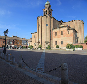 piazza Crocefisso
