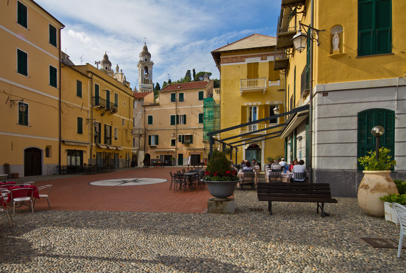 ''Piazza Giuseppe Garibaldi'' - Laigueglia