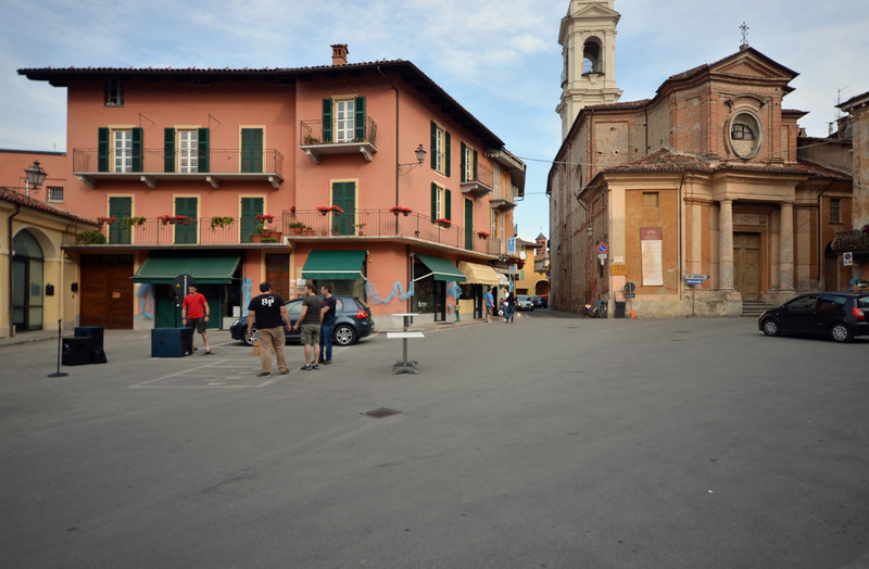 ''Preparativi per la festa'' - Carrù
