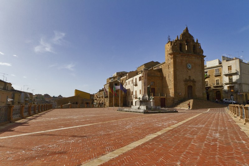 ''enorme'' - Piazza Armerina