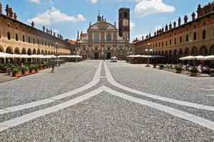 Piazza Ducale a Vigevano