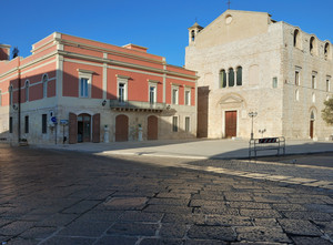 Piazza Battisti