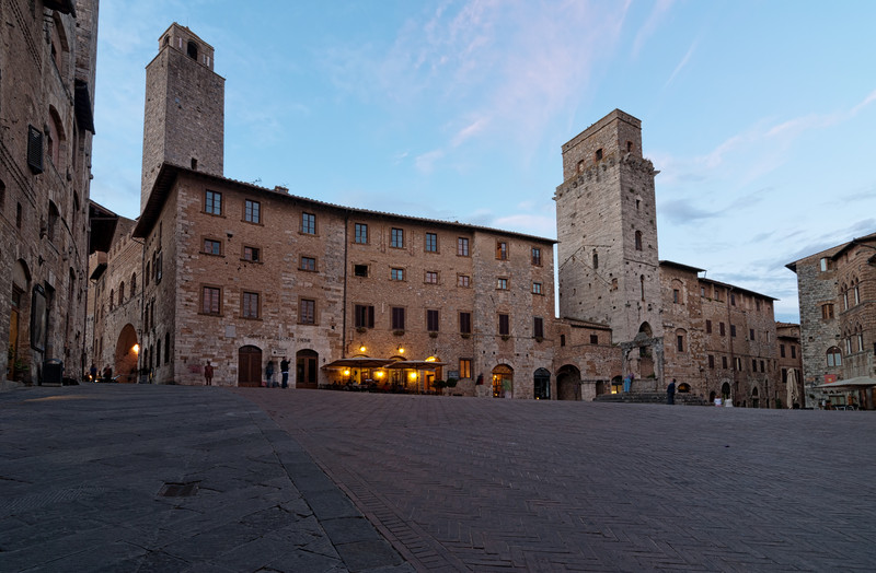 ''Pietra e mattone'' - San Gimignano