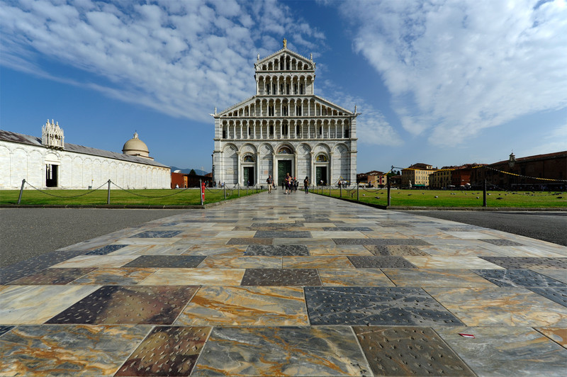 ''Tutto marmo colorato'' - Pisa