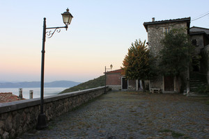 L’alba a Piazza San Giorgio