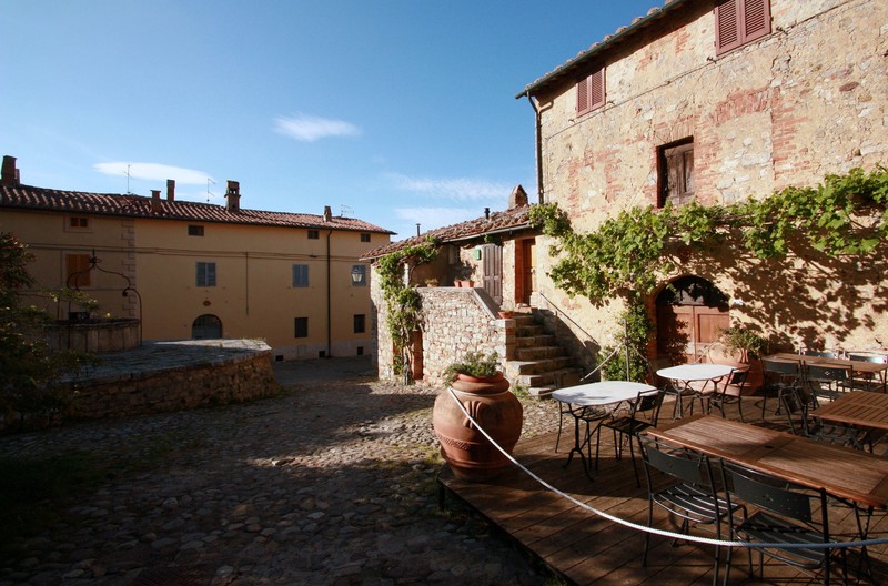 ''Piazza Cisterna nel Borgo Maestro'' - Castiglione d'Orcia