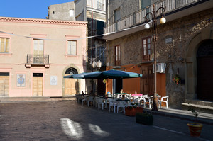 Una Piazza piccolissima: piazza Francesco Lo Sardo