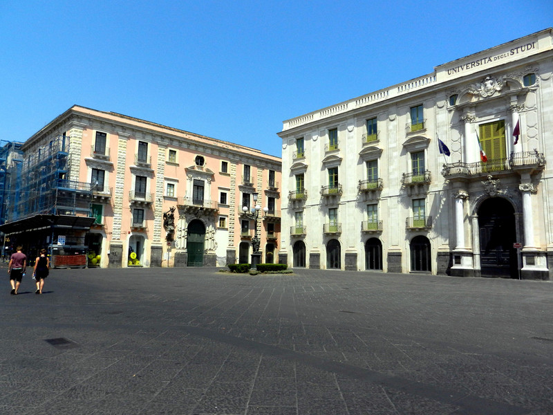 ''Oltre a me, solo loro due, in giro per la città'' - Catania