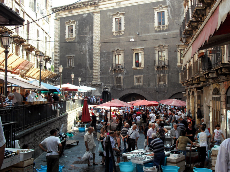 ''Con il mercato'' - Catania