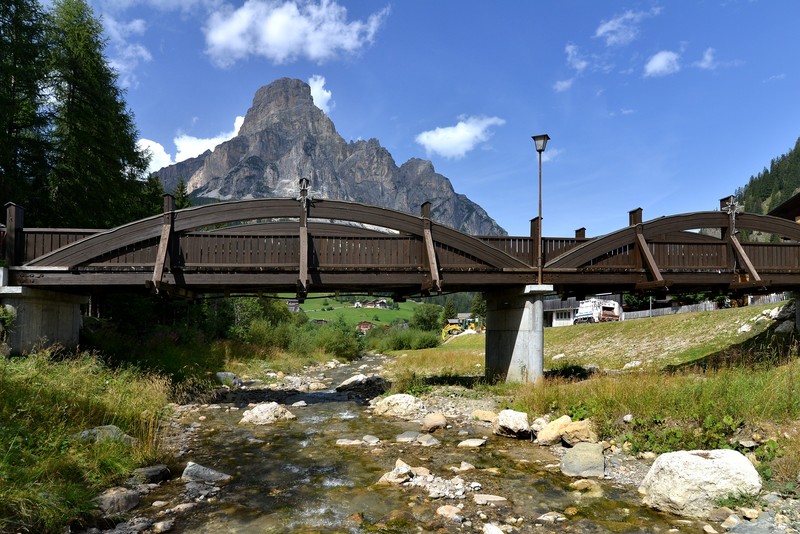 ''Il ponte nel centro di Corvara'' - Corvara in Badia