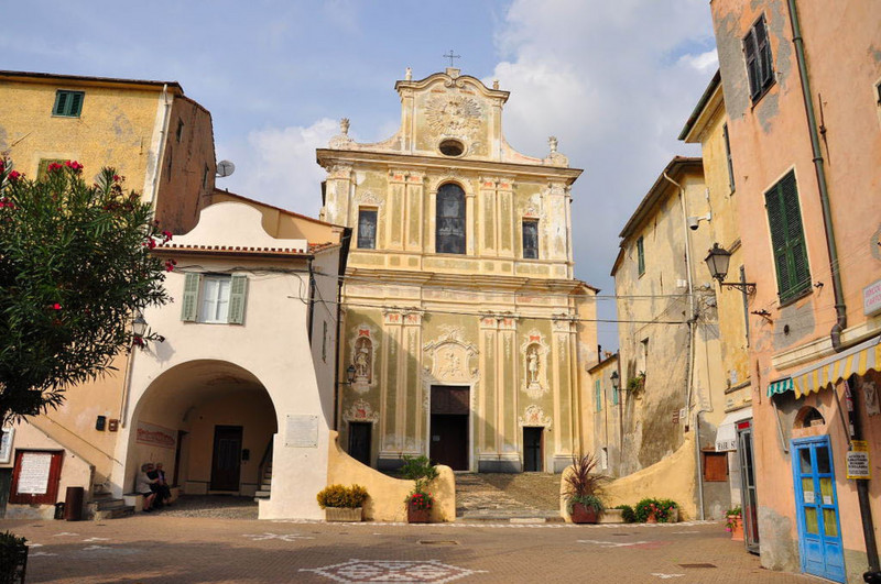 ''Due chiacchiere in piazzetta…'' - Riva Ligure