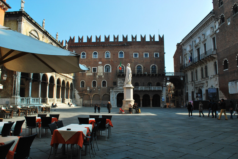 ''la piazza del Sommo'' - Verona