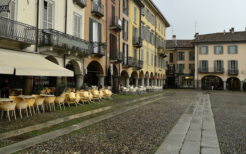 ''Oggi niente aperitivo in piazza'' - Lodi