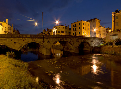 164793-800x591 164793-800x591