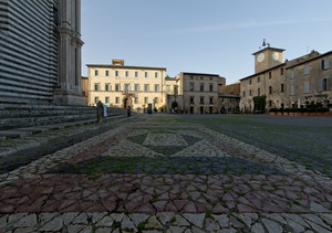 Quadrati e triangoli