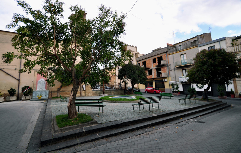 ''Piazza  Duomo'' - Nissoria