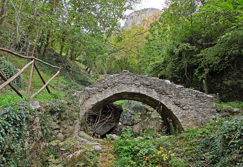 ''Ponte sul rio Garso'' - Castelbianco