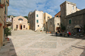 Verezzi, piazza Sant’Agostino