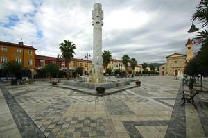 Piazza Menconi a Marina
