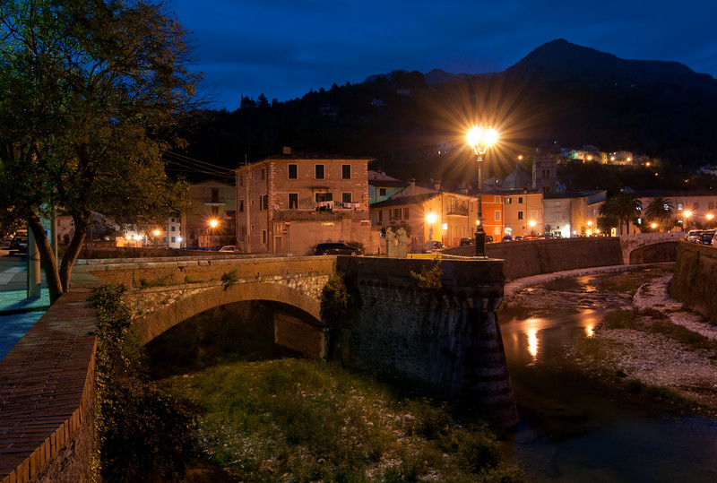 ''Ponte mediceo night'' - Seravezza