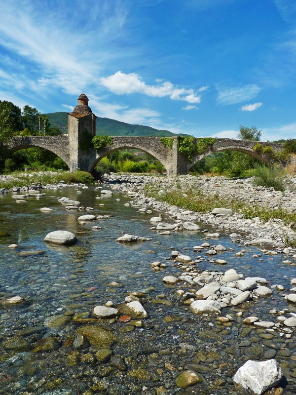 ''Greto del fiume'' - Pontremoli