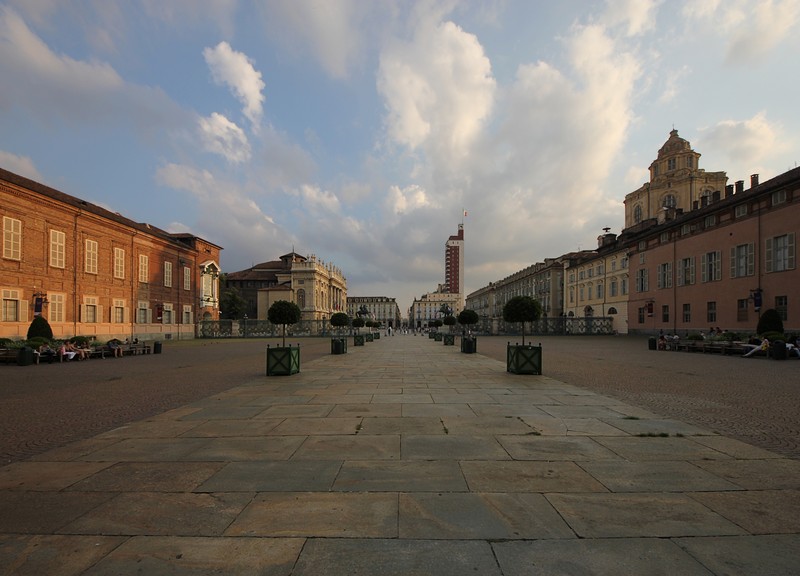 ''Da Palazzo Reale a Porta Nuova'' - Torino