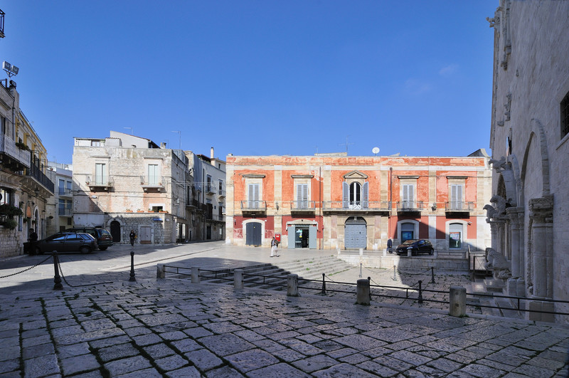 ''Di fianco al Duomo'' - Ruvo di Puglia