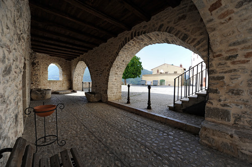 166833-800x532 166833-800x532