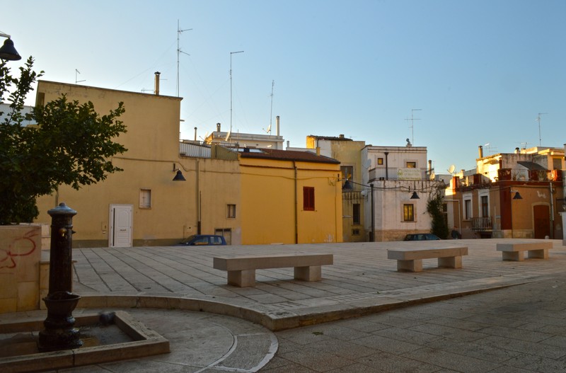 ''Tre facce per La Moderna Piazza Del Centro Storico: 2'' - Grumo Appula