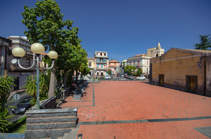L’acqua si nni va nta la pinnenza, l’amuri si nni va unni c’è spiranza