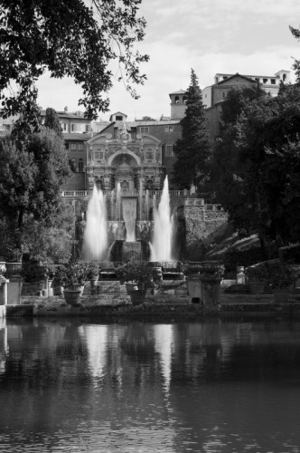 Tivoli - Fontana di Nettuno Villa D'Este Tivoli - Fontana di Nettuno Villa D'Este