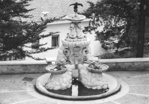 Anagni - Una fontana senza "acqua "