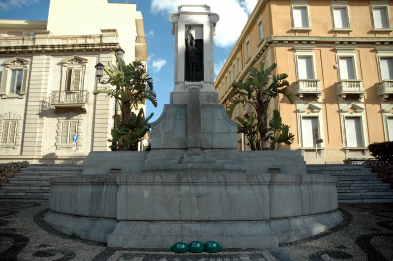 ''Lungomare di Reggio  - Fontana monumentale'' - Reggio Calabria