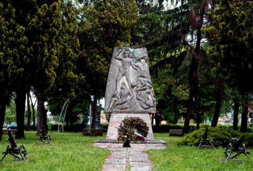 Pizzighettone - Ai caduti di Cefalonia Pizzighettone - Ai caduti di Cefalonia