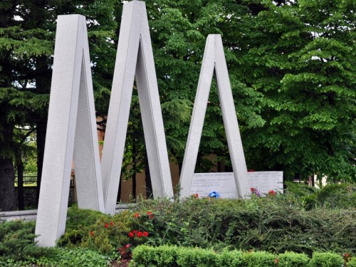 Trieste - Monumento di Prosecco Trieste - Monumento di Prosecco