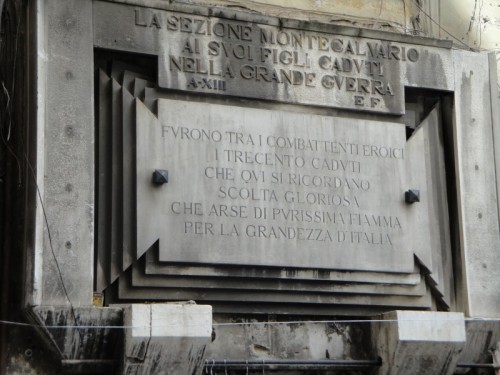 Napoli - Targa ai Caduti-Via Pignasecca ang. Via Toledo-Napoli Napoli - Targa ai Caduti-Via Pignasecca ang. Via Toledo-Napoli