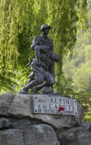 monumento all’alpino e ai caduti di tutte le guerre, Chialamberto