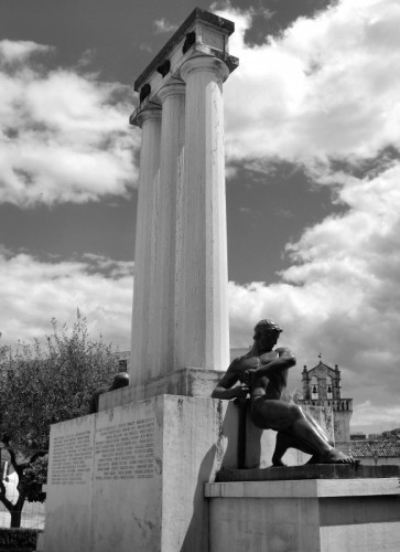 Matera - Ai caduti della Grande Guerra Matera - Ai caduti della Grande Guerra