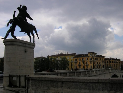 Verona - Il ponte monumentale Verona - Il ponte monumentale