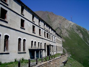 L’ edificio principale della miniera di Colonna