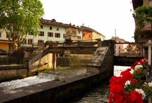 …chiuse sul Brenta 1….