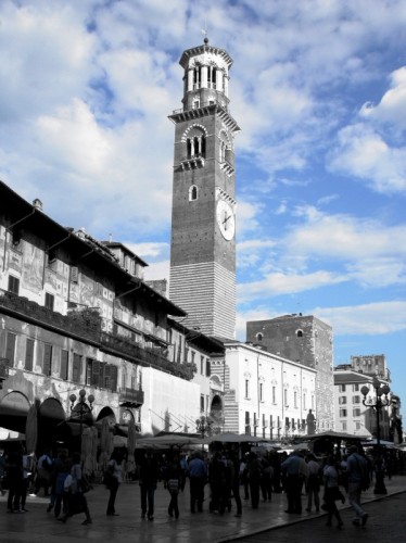 Milano - Torre Lamberti Vr Milano - Torre Lamberti Vr