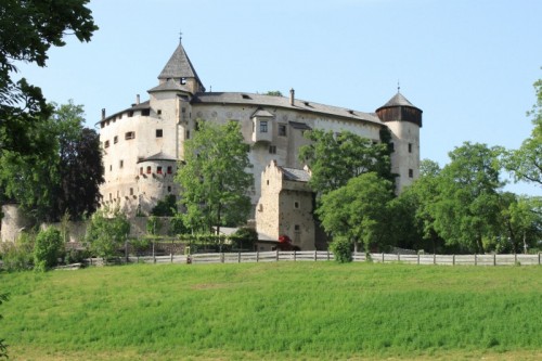 Fiè allo Sciliar - Castello di Presule Fiè allo Sciliar - Castello di Presule