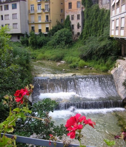 Recoaro Terme - Cascata in centro Recoaro Terme - Cascata in centro