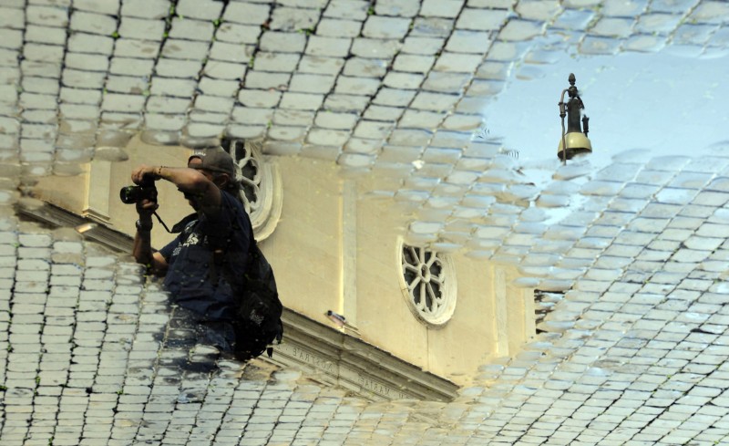 ''Fotografo nella pozza!'' - Roma