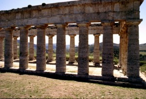 Le colonne doriche del tempio di Segesta
